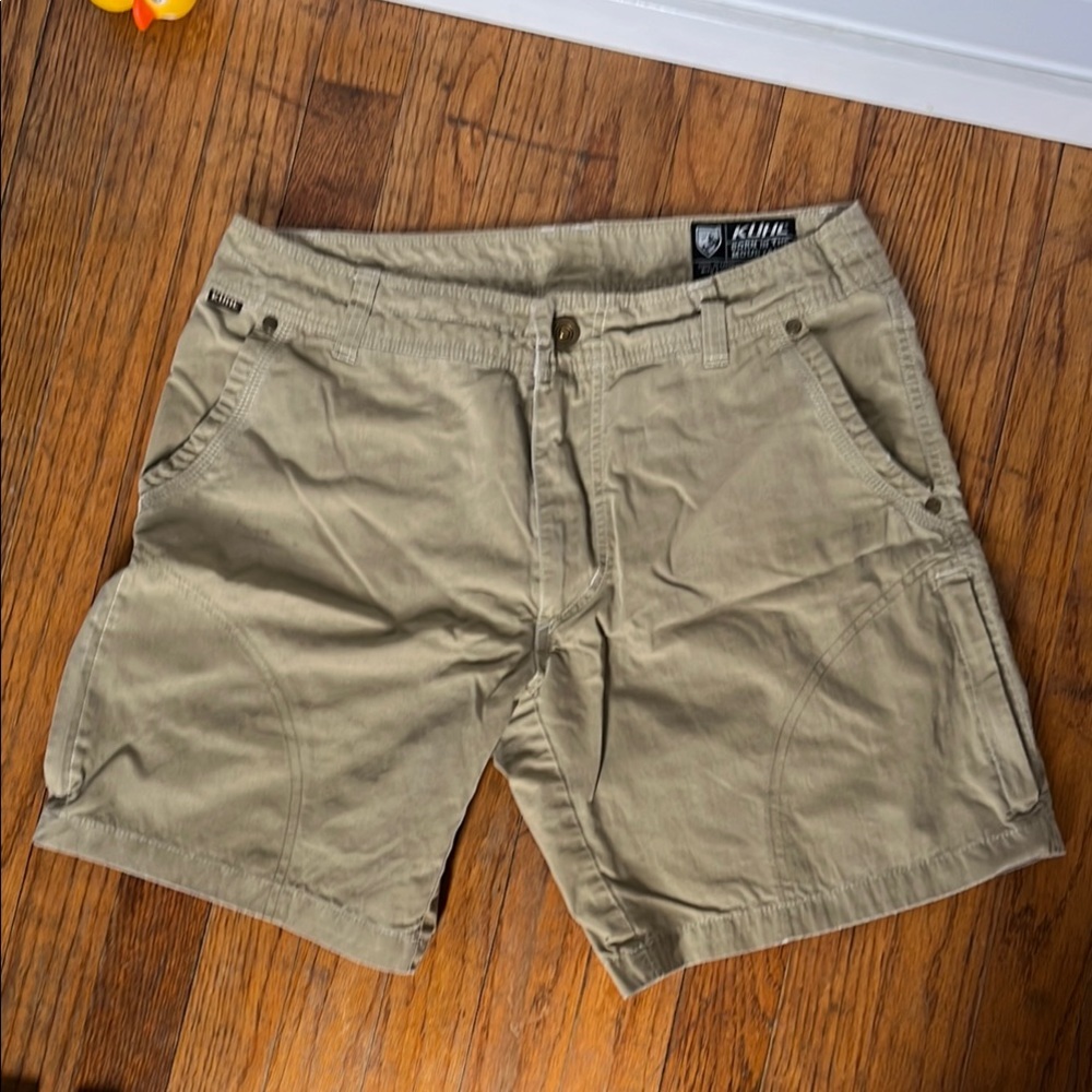 Kuhl men’s hiking Tan Shorts